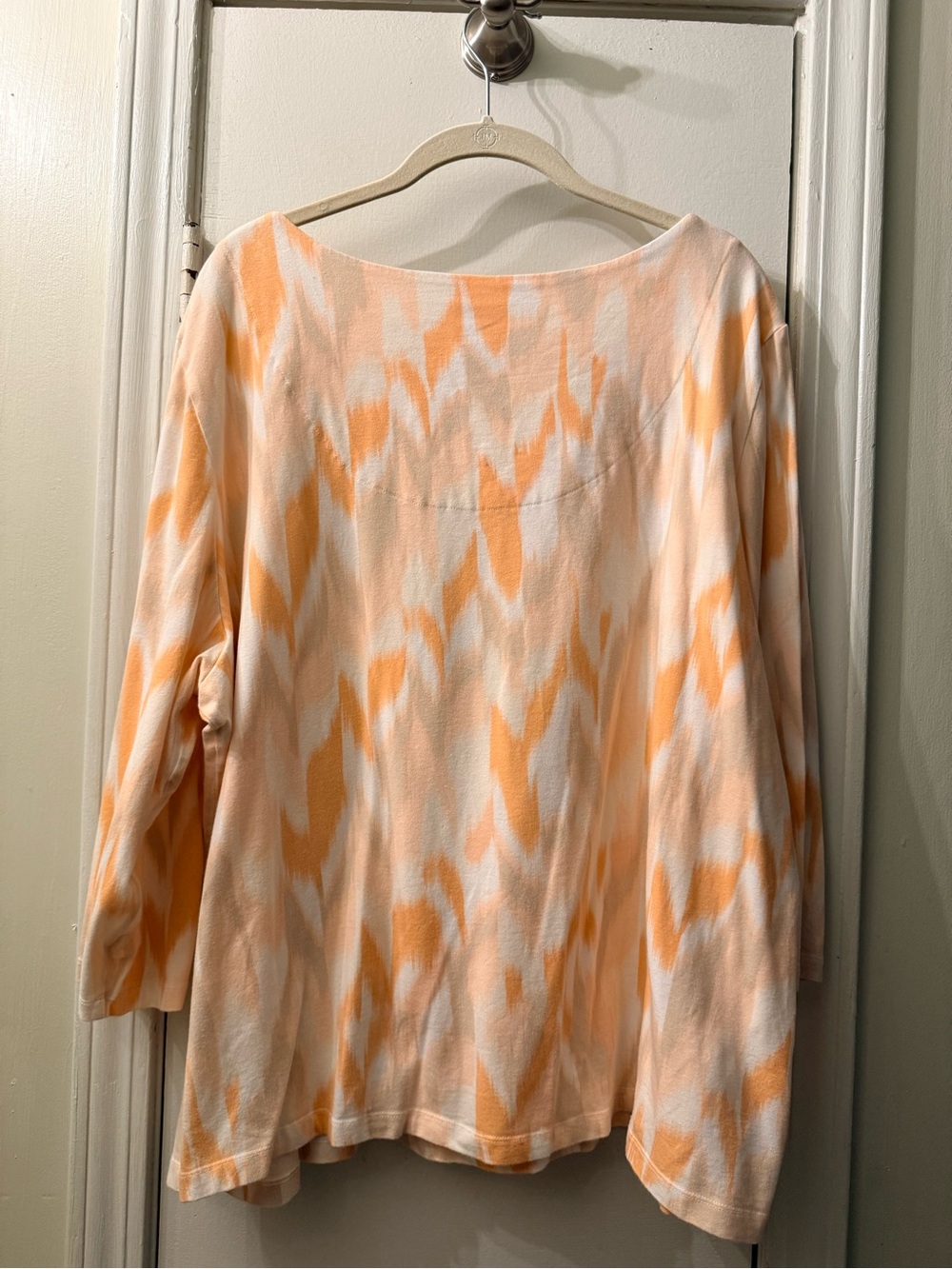RubyRd 3x tops bundle of 5, slight embellishment imperfections, 1 paint mark. - Picture 8 of 16
